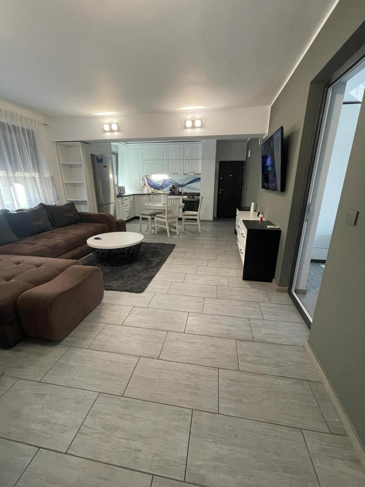 Appartamento Apartament Central Tulcea Esterno foto